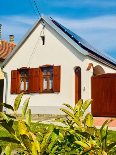 Szíves Lak - carbon neutral hotel in Unknown City