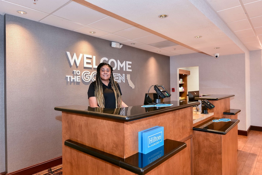 Hampton Inn & Suites Pittsburg CA - photo 10