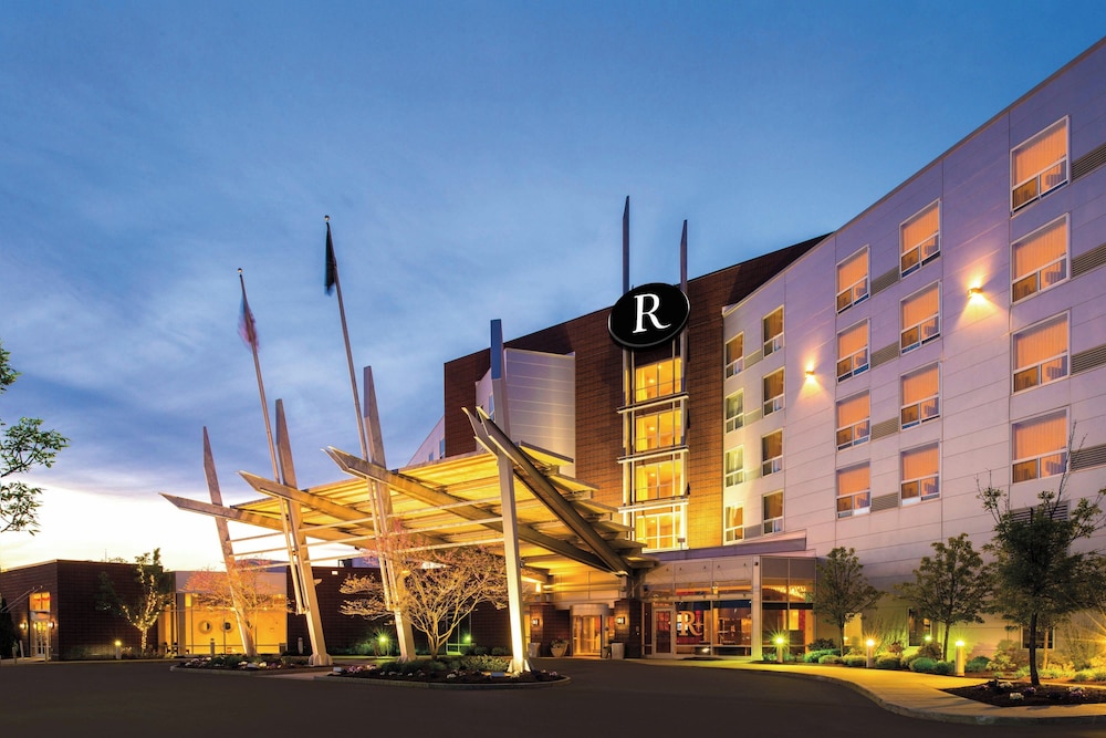 Renaissance by Marriott Boston Patriot Place Hotel — hotel in Foxborough
