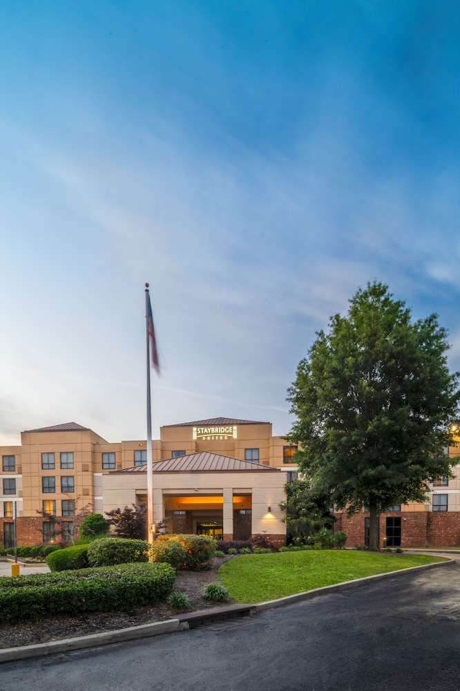 Staybridge Suites Memphis Poplar Ave East by IHG - photo 57