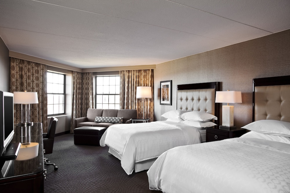 Sheraton Parsippany Hotel - photo 7