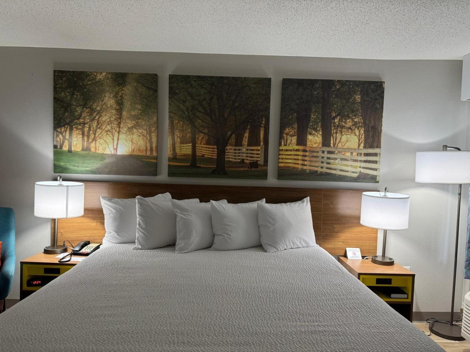 Days Inn by Wyndham Clanton AL - photo 20