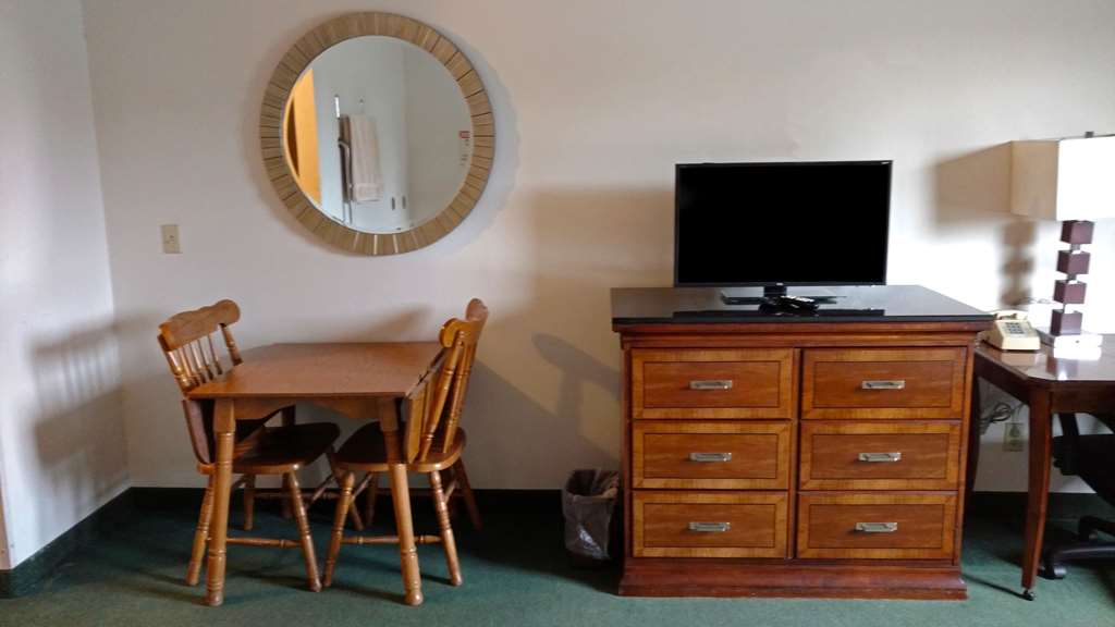 Americas Best Value Inn Zumbrota - photo 12