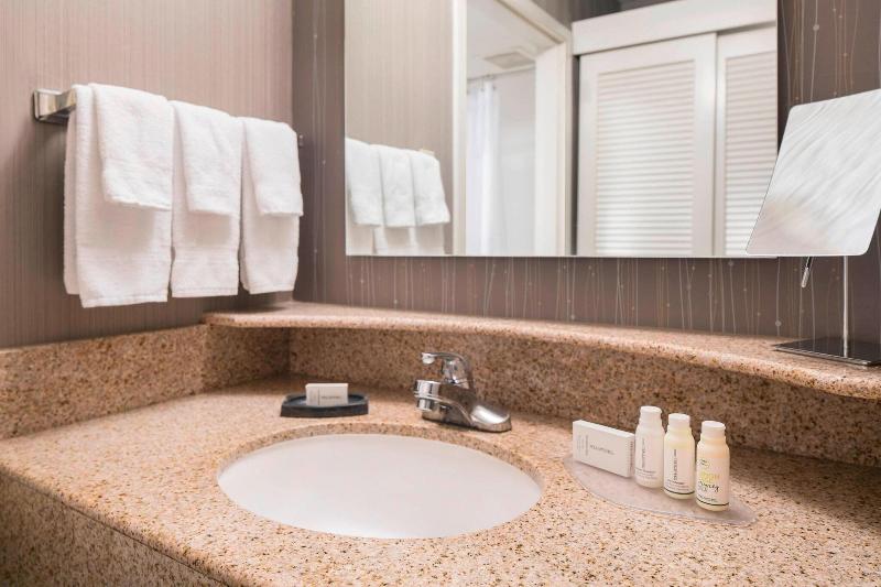 Courtyard by Marriott San Mateo Foster City - photo 72