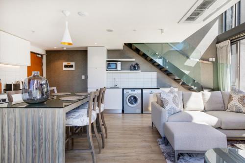 Always Power Luxury De Waterkant Loft Retreat