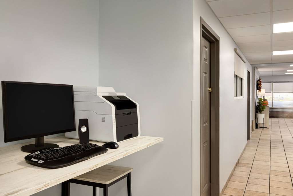 Days Inn by Wyndham Hershey - photo 33