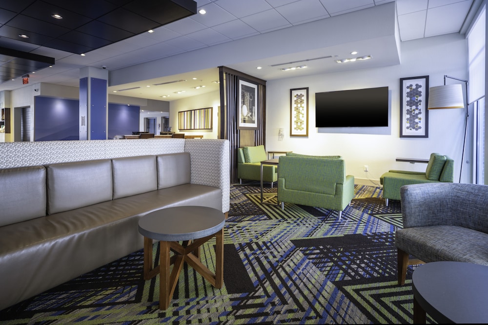 Holiday Inn Express & Suites Florence Cincinnati Airport by IHG - photo 33