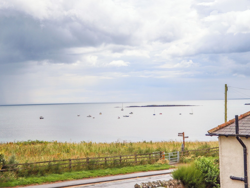 Cullernose Cottage — 4-Star Luxury Hotel in Alnwick, United Kingdom