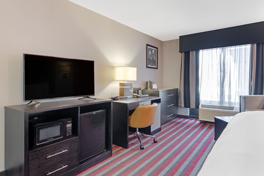 Comfort Inn & Suites Carrollton - photo 15