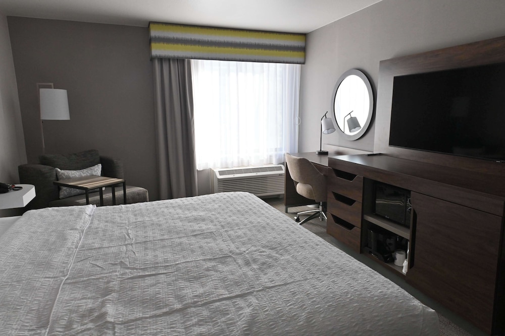 Hampton Inn Milpitas - photo 12