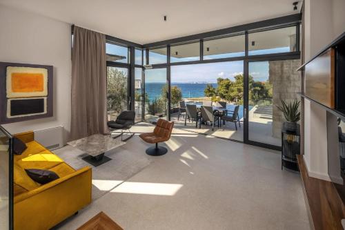 Villa Sunlife — 4-Star Luxury Hotel in Kali, Croatia