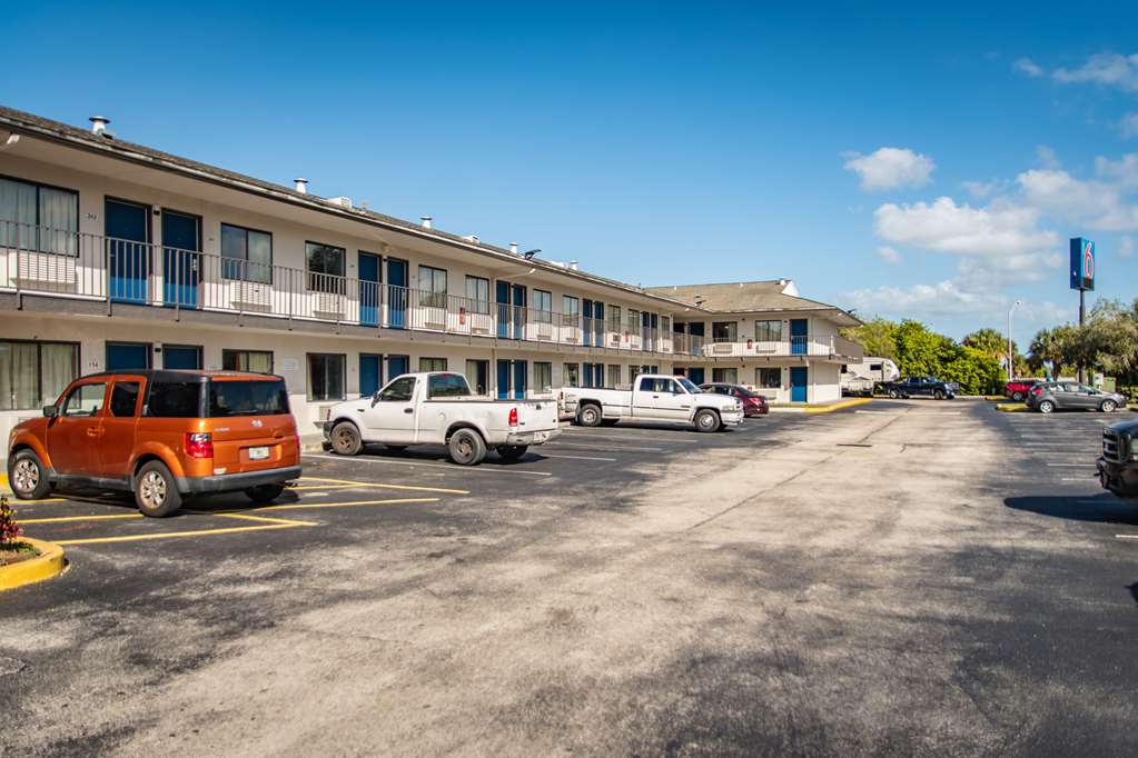 Motel 6 Ft. Pierce FL Fort Pierce - photo 3