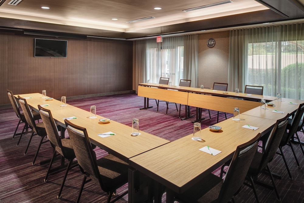 Courtyard by Marriott Columbia Northeast Fort Jackson Area - photo 74