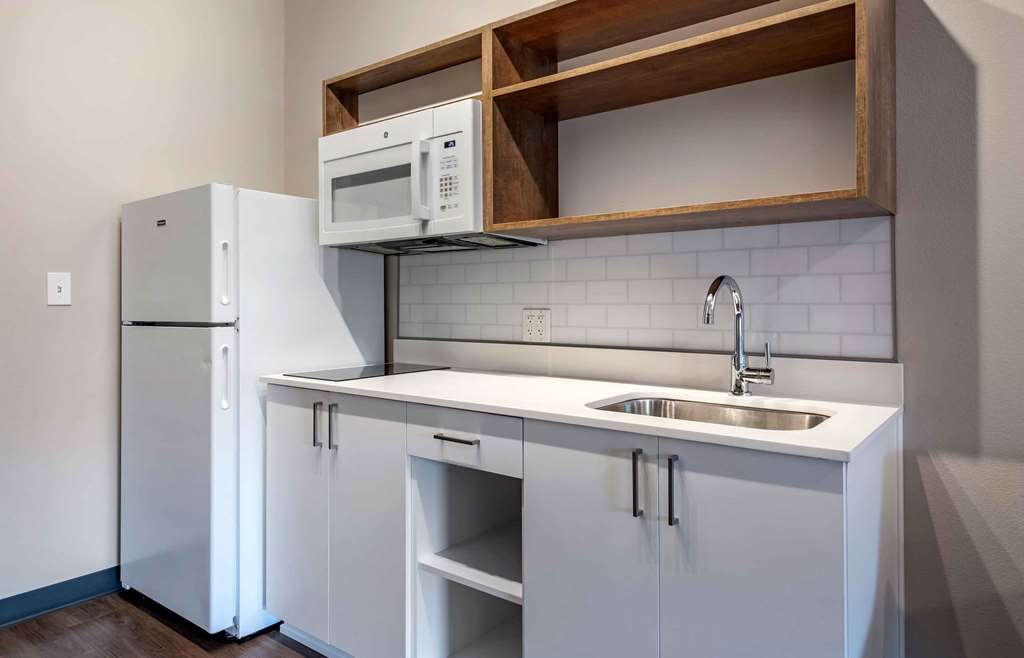 Extended Stay America Premier Suites Tampa Fairgrounds Casin - photo 64