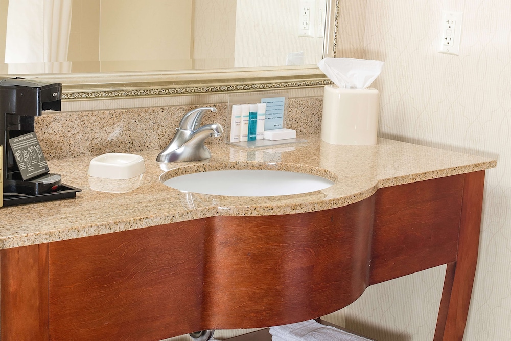 Hampton Inn Littleton - photo 24