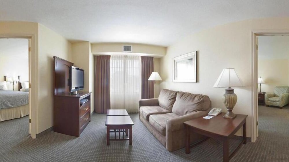 Staybridge Suites McAllen by IHG - photo 19