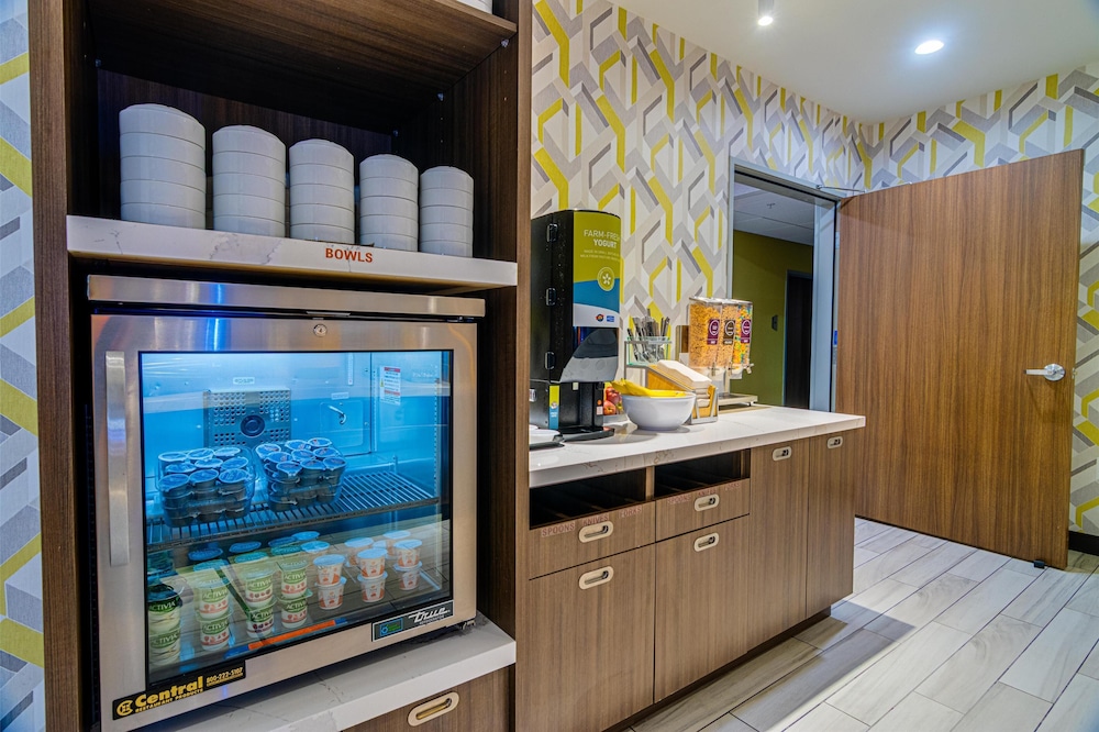 Home2 Suites by Hilton Bolingbrook Chicago - photo 25