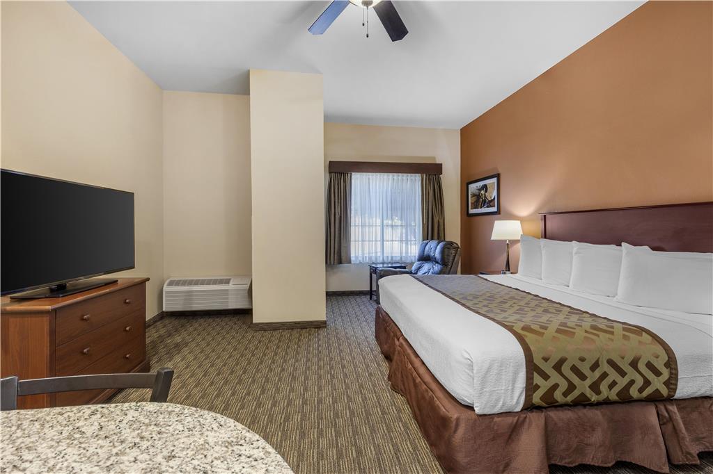 Best Western North Edge Inn - photo 18