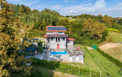 Nice Home In Zadoborje — 4-Star Luxury Hotel in Karlovac, Croatia