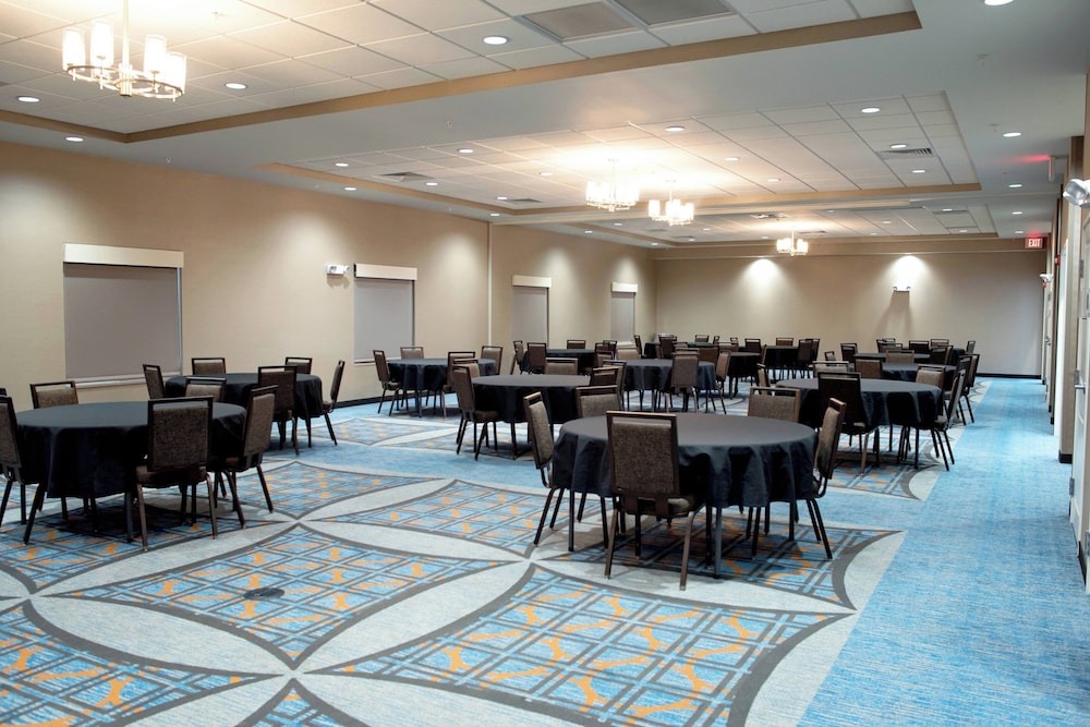 TownePlace Suites by Marriott Ames - photo 67