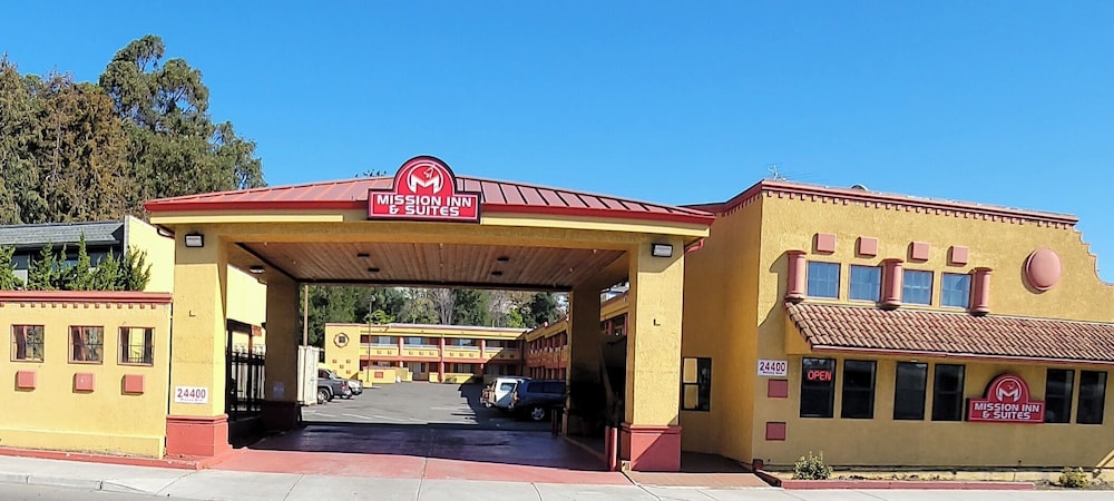 Mission Inn And Suites — Hayward