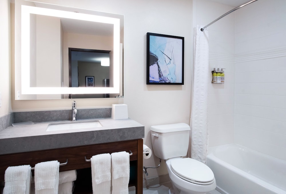 Candlewood Suites Lake Charles Sulphur by IHG - photo 10