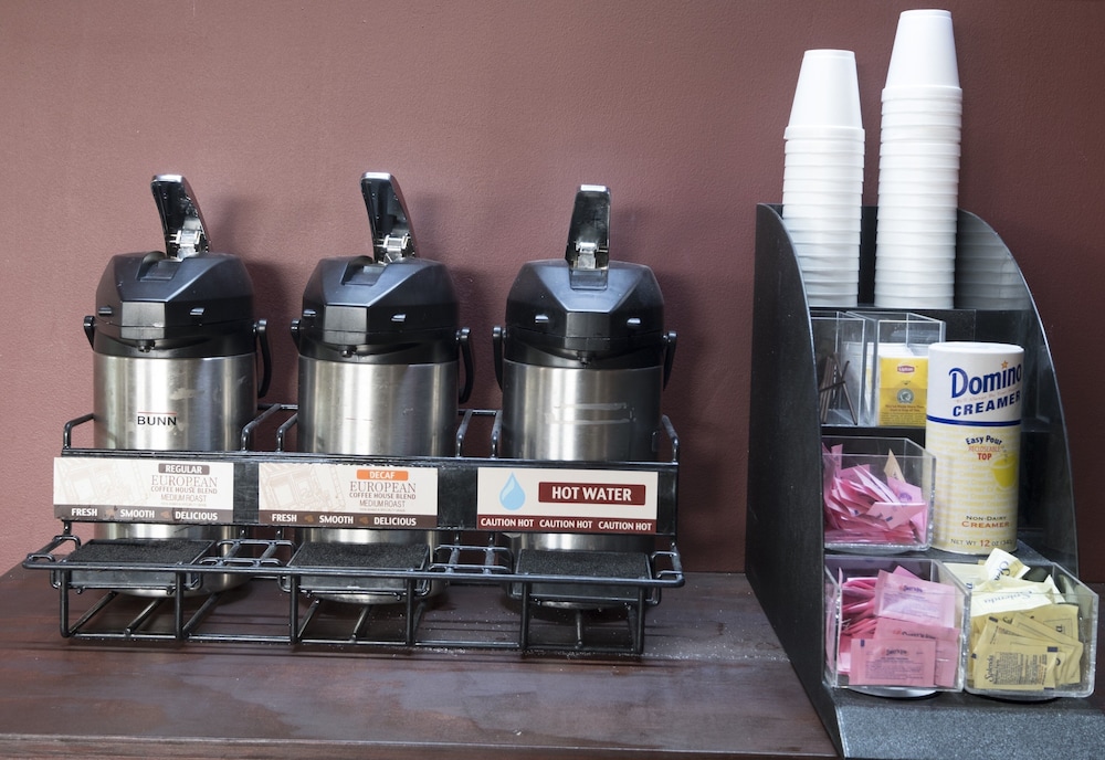 Red Roof Inn Atlanta Norcross - photo 3