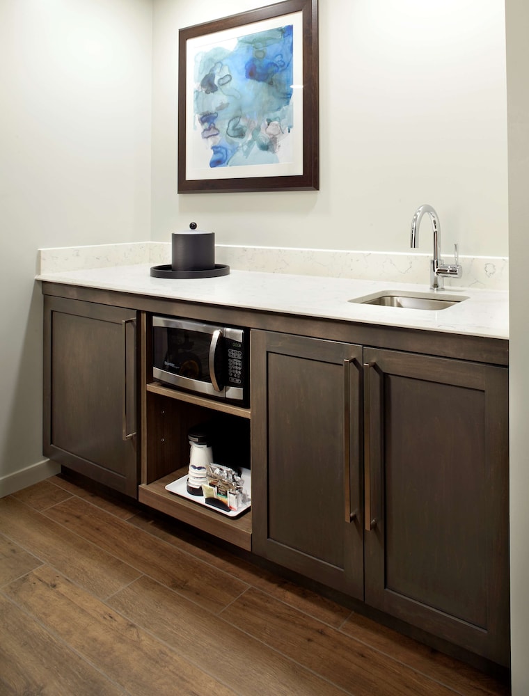 Hampton Inn & Suites Pittsburgh Airport South Settlers Ridge - photo 14