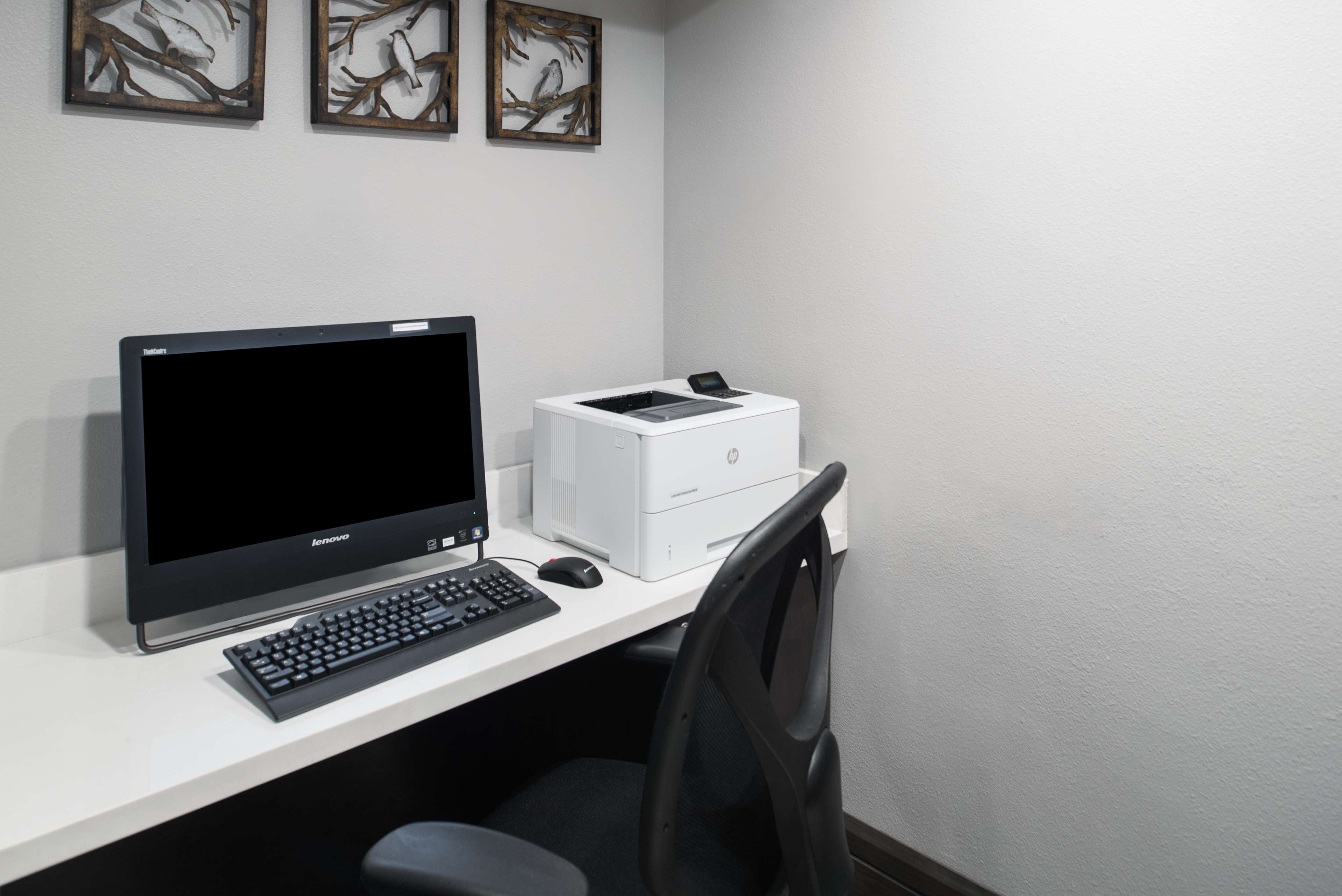 Hampton Inn Monterey - photo 16