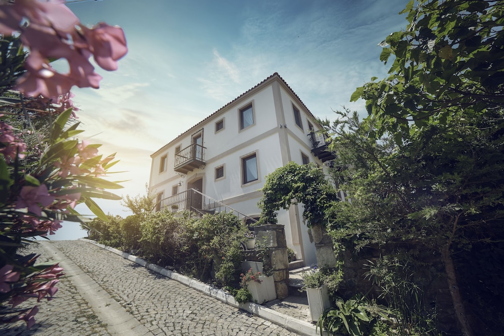 Alesta Hotel - carbon neutral hotel in Bozcaada