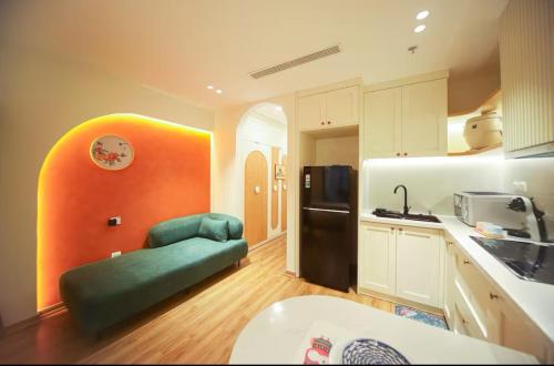 Vincent Home in West Lake Luxury Apartment — 4-Star Luxury Hotel in Hanoi, Vietnam