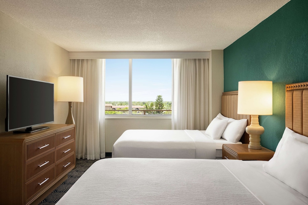 Embassy Suites by Hilton Deerfield Beach Resort & Spa - photo 20
