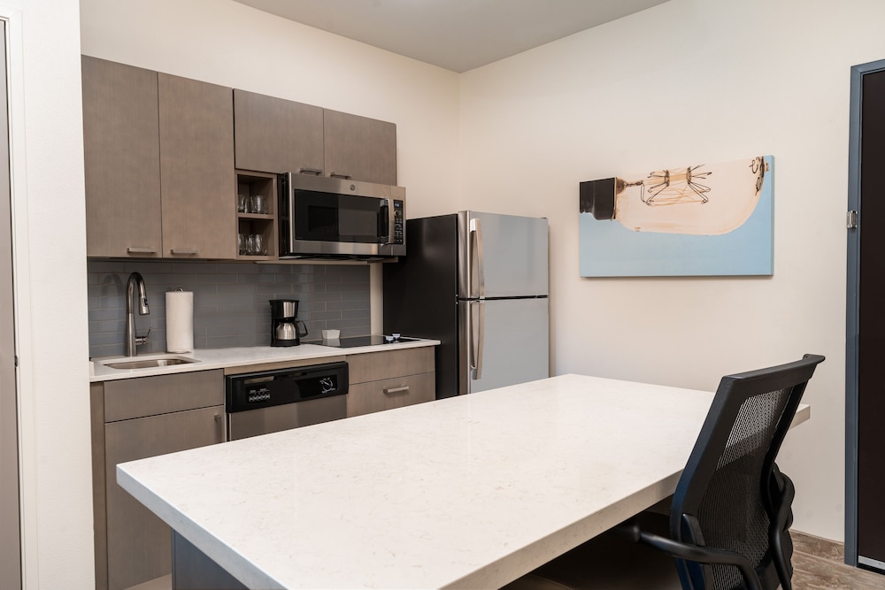 Hyatt House Nashville Airport - photo 23