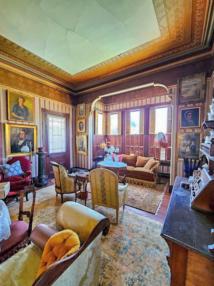 The JD Hyde Historic Inn - photo 49