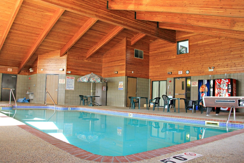 Boarders Inn & Suites by Cobblestone Hotels Wautoma - photo 19