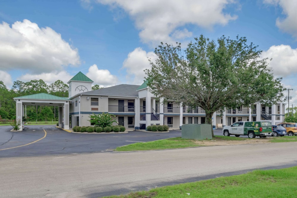 Quality Inn Quincy Tallahassee West - photo 69