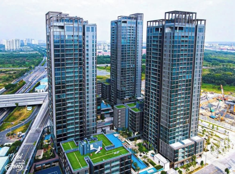 Kotrip Empire City Luxstay Residence — 5-Star Luxury Hotel in Ho Chi Minh City, Vietnam