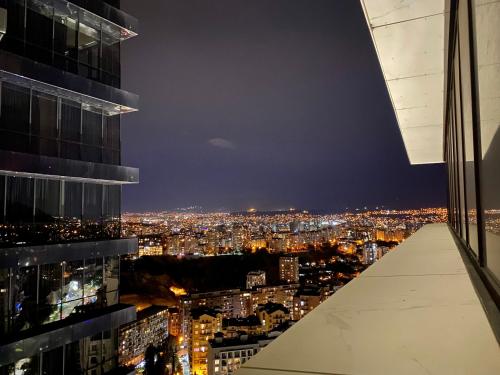 Luxury Studio @ Axis Towers in Heart of Tbilisi