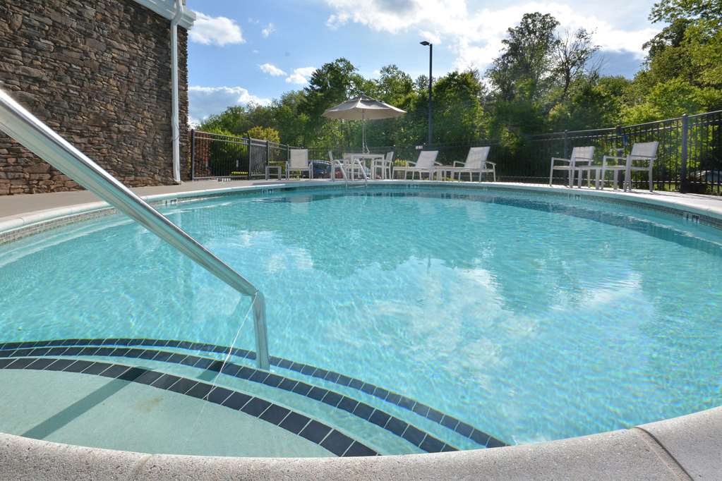 Country Inn & Suites by Radisson Asheville West near Biltmore - photo 22