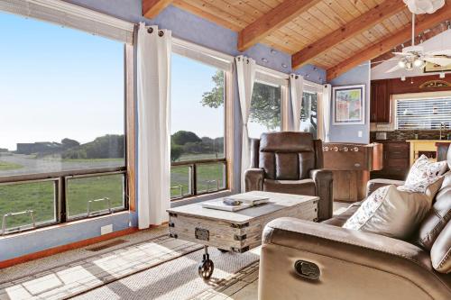 Ocean Star - carbon neutral hotel in Sea Ranch