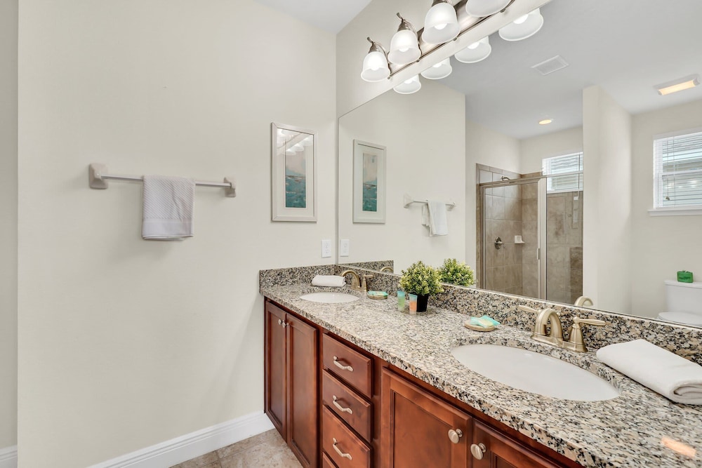 Fun and Stylish Family Villa in Encore Resort - photo 49