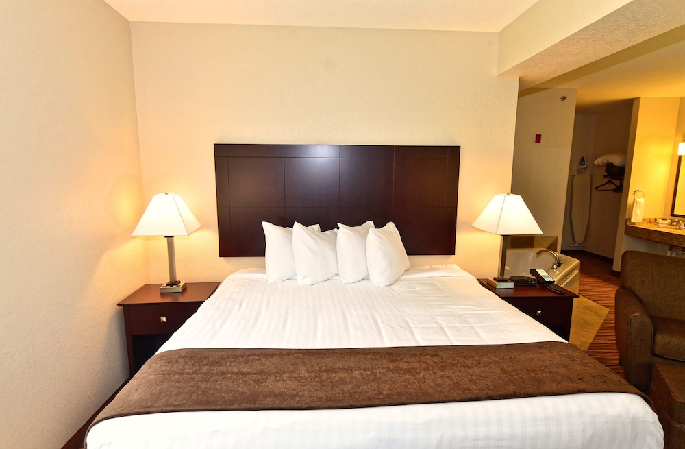 Cobblestone Inn & Suites Clarion - photo 38