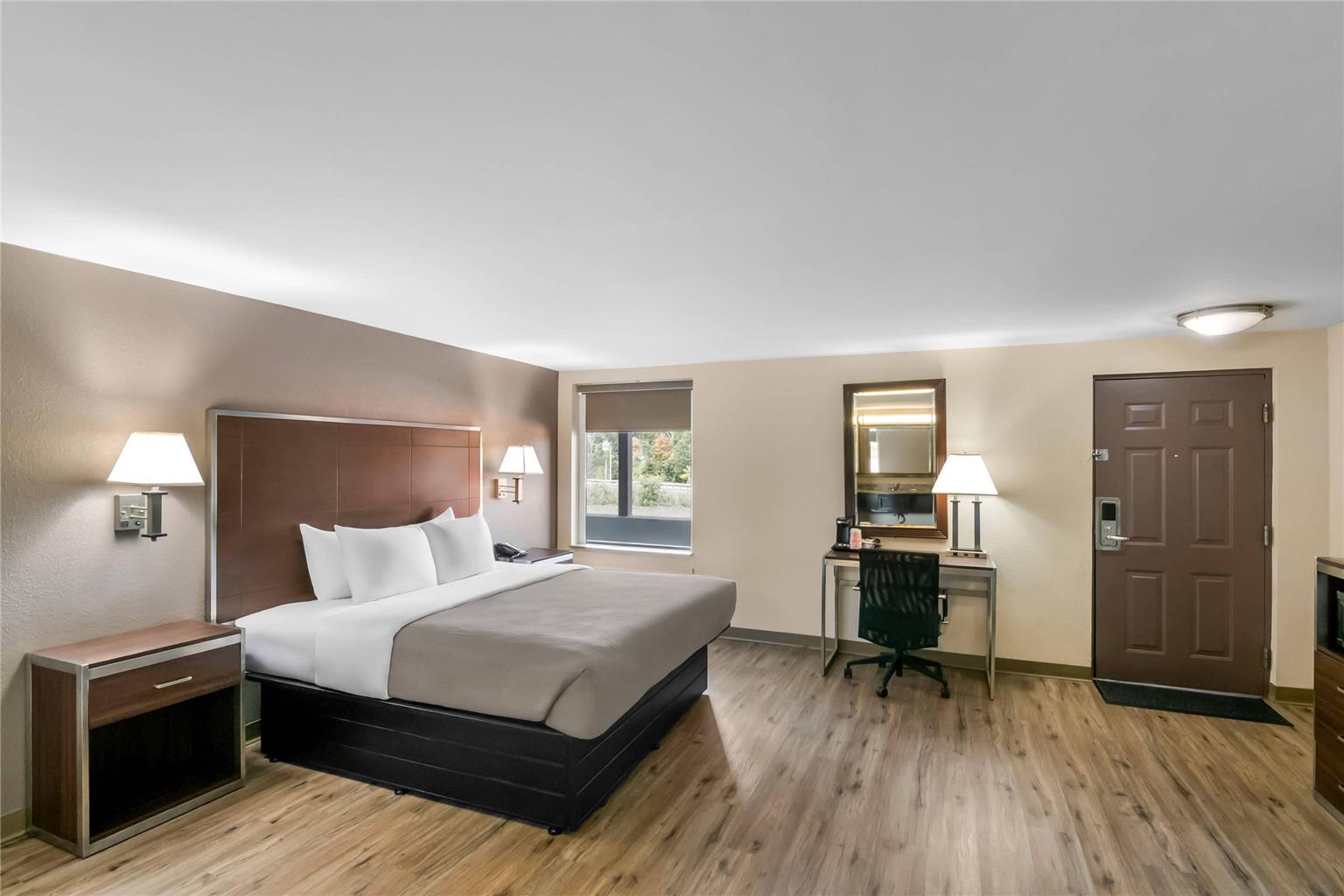 Quality Inn Waterbury East - photo 40