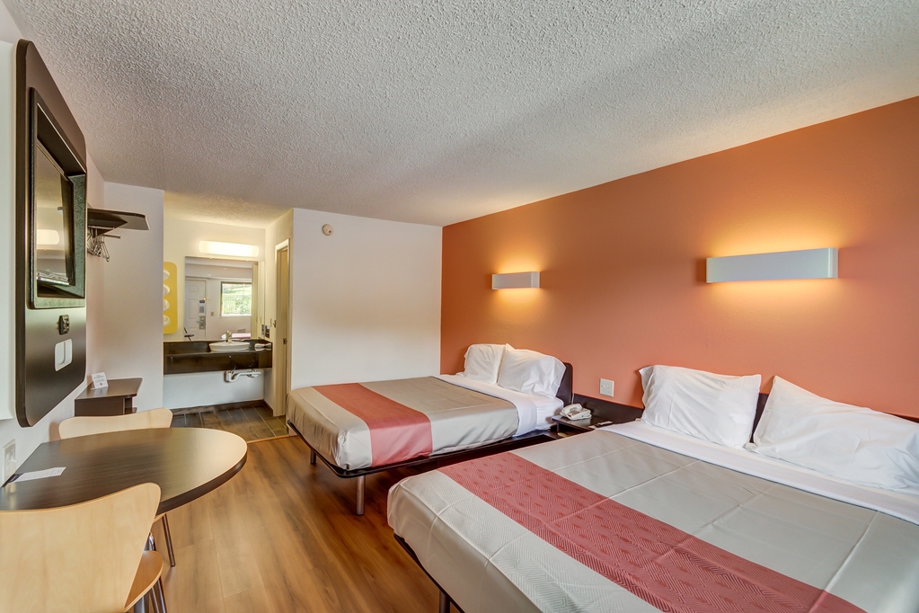 Motel 6 Berea KY - photo 11