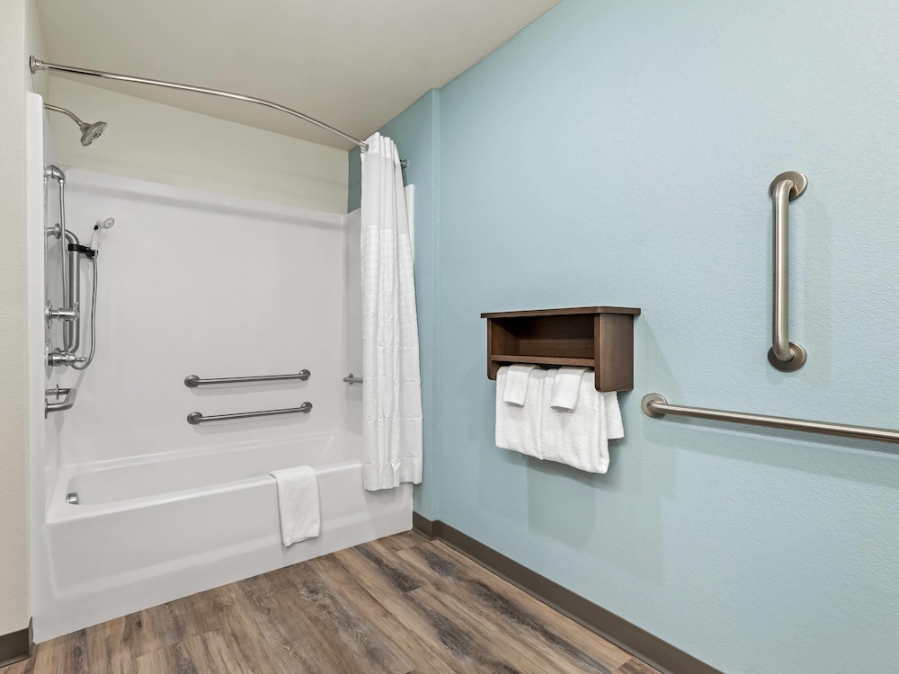WoodSpring Suites Prattville Montgomery North - photo 4