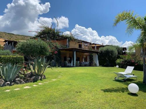 Luxury Villa Al Mare in Calabria Diamante — 4-Star Luxury Hotel in Diamante, Italy