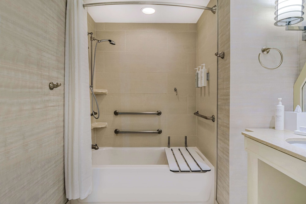 Embassy Suites Houston Downtown - photo 19