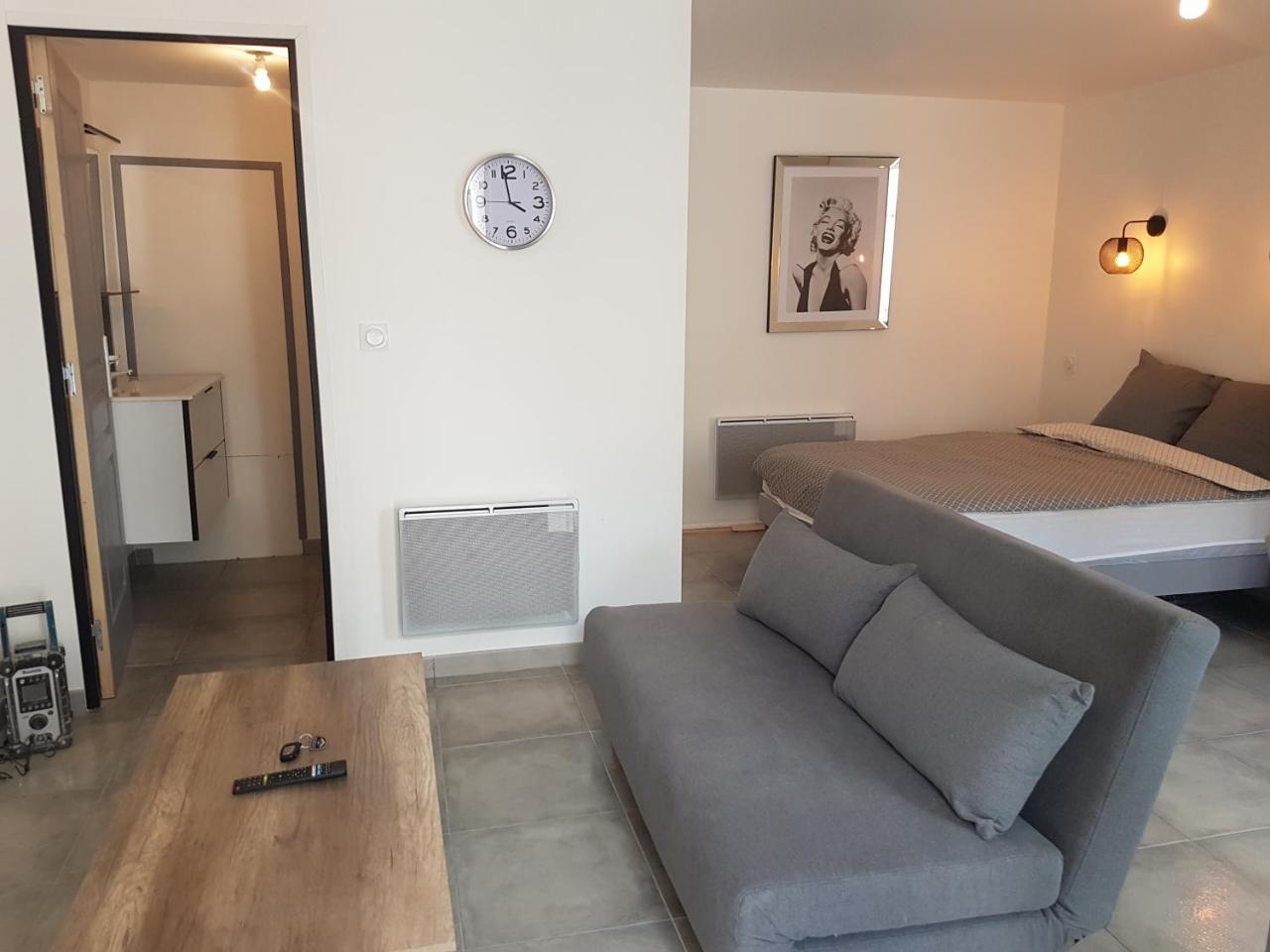 Studio 30 M2 Toutlemonde - last minute hotel in Toutlemonde