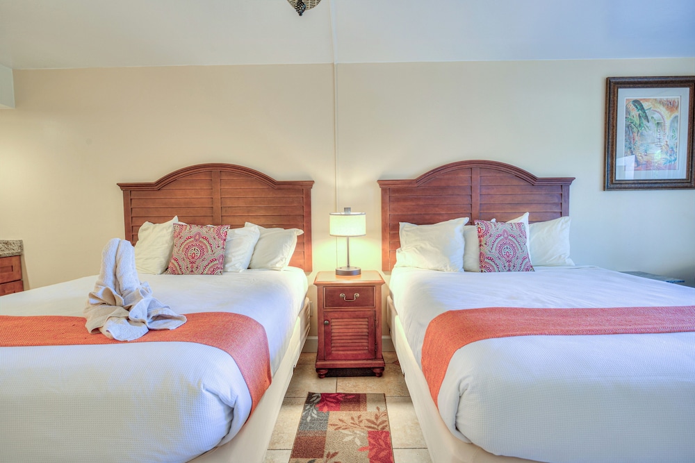 La Fiesta Ocean Inn And Suites - photo 7
