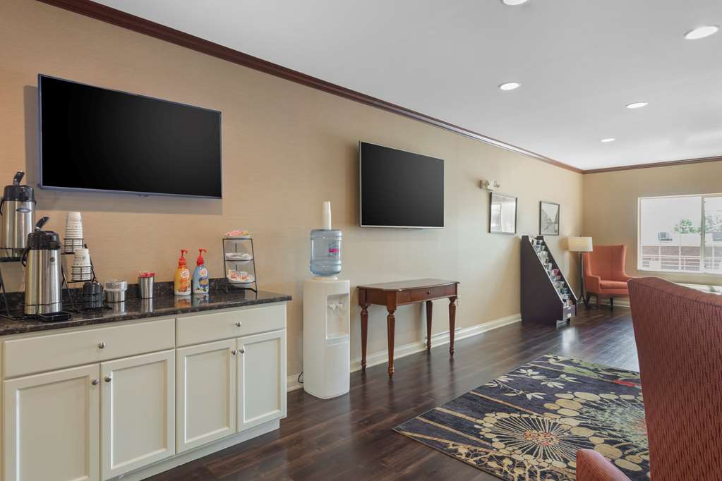 Best Western Lawrenceburg Inn - photo 8